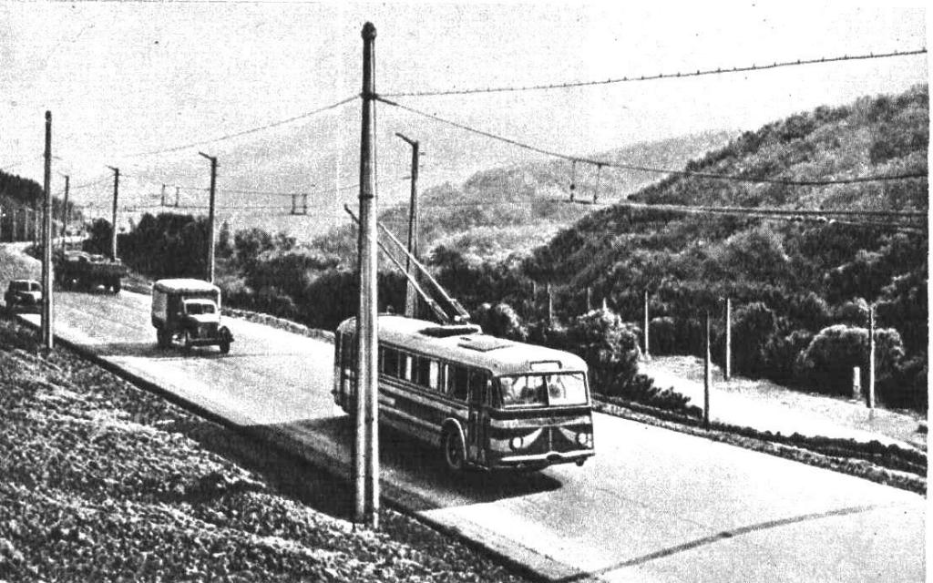 Крымский троллейбус, Škoda 8Tr10 № 413; Крымский троллейбус — Исторические фотографии (1959 — 2000)