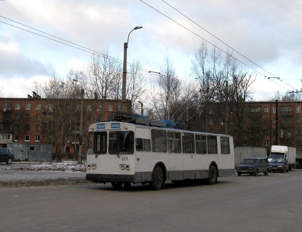 Санкт-Петербург, ЗиУ-682В № 6111