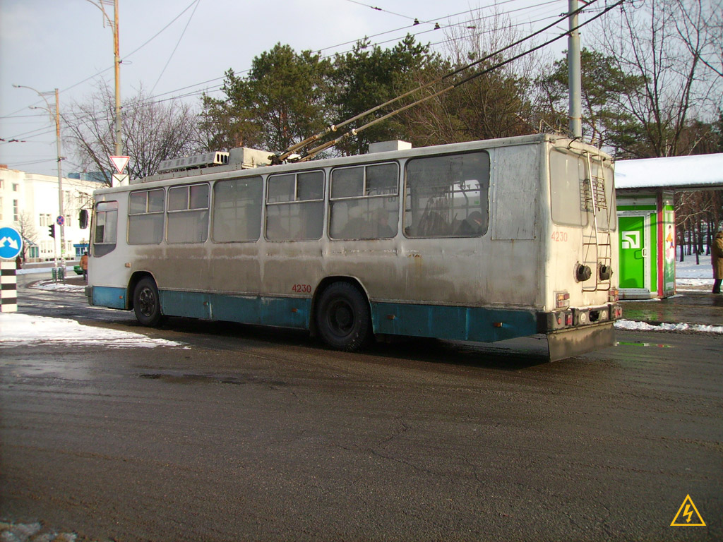 Киев, ЮМЗ Т2 № 4230