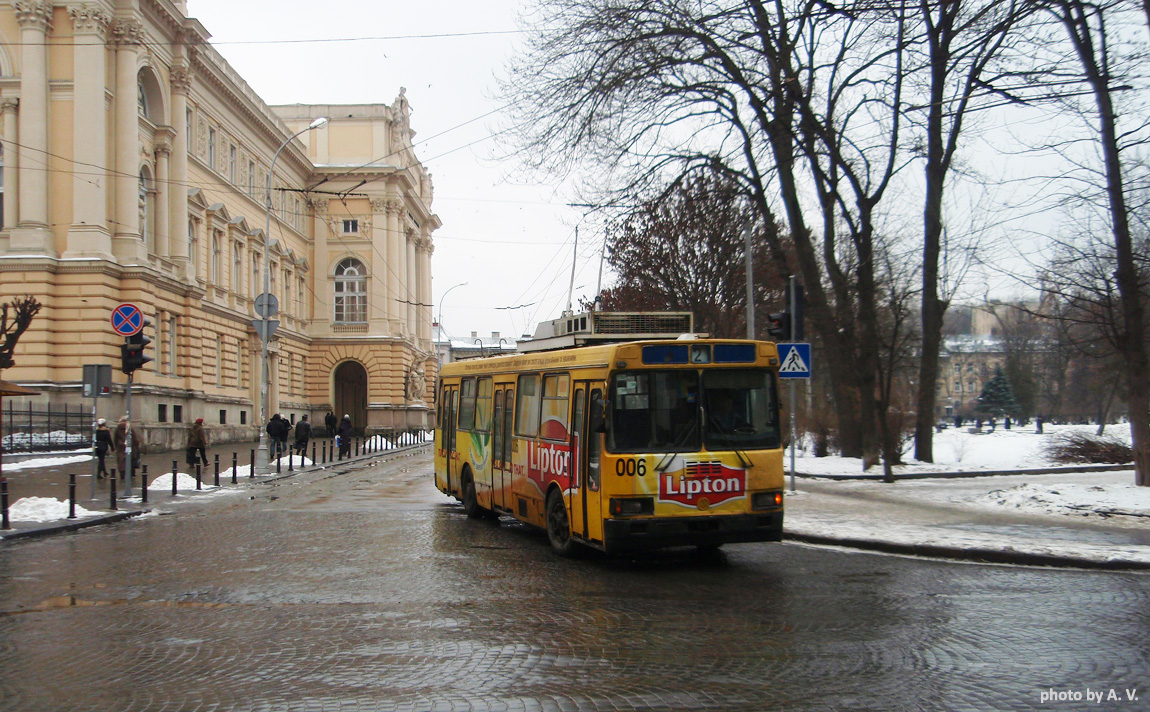 Львов, ЛАЗ-52522 № 006