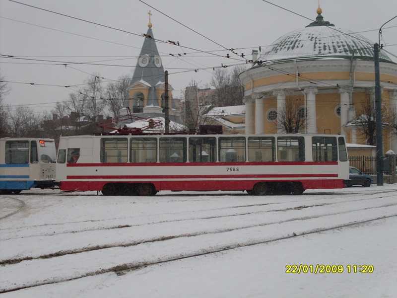 Санкт-Петербург, ЛМ-68М № 7588