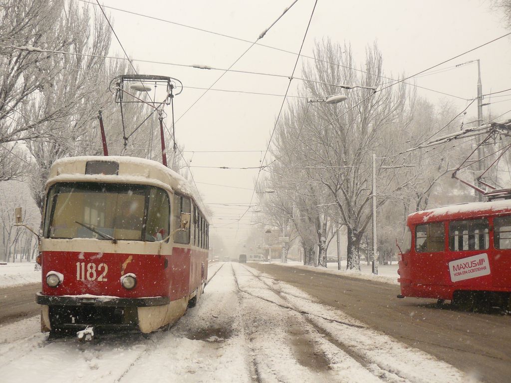 Днепр, Tatra T3SU № 1182