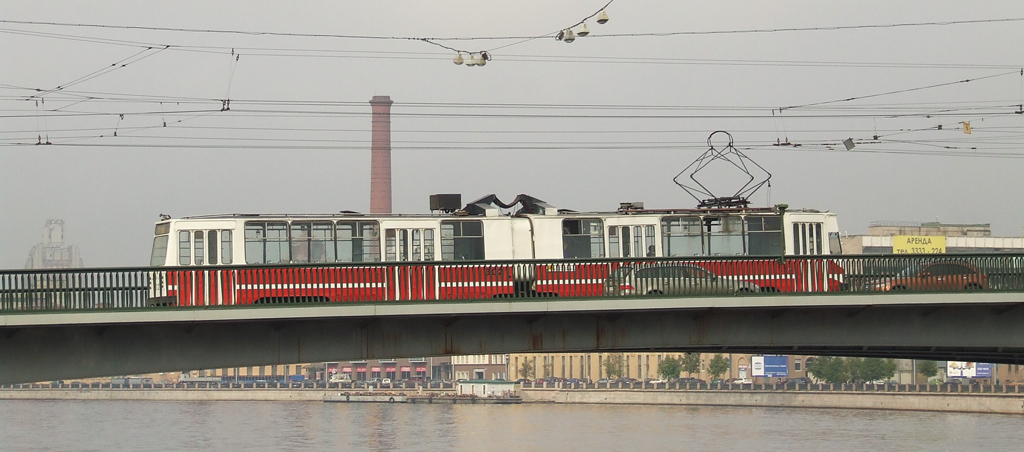 Saint-Petersburg, LVS-86K № 3021