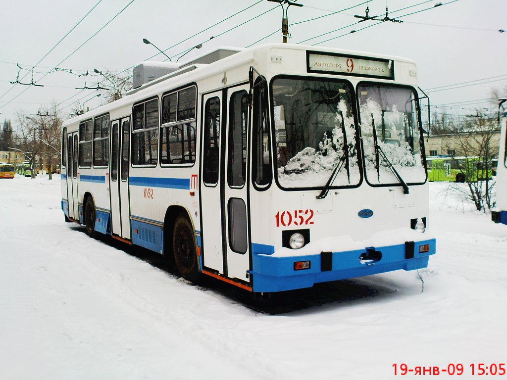 Donețk, YMZ Т2 mod. 7 Nr. 1052