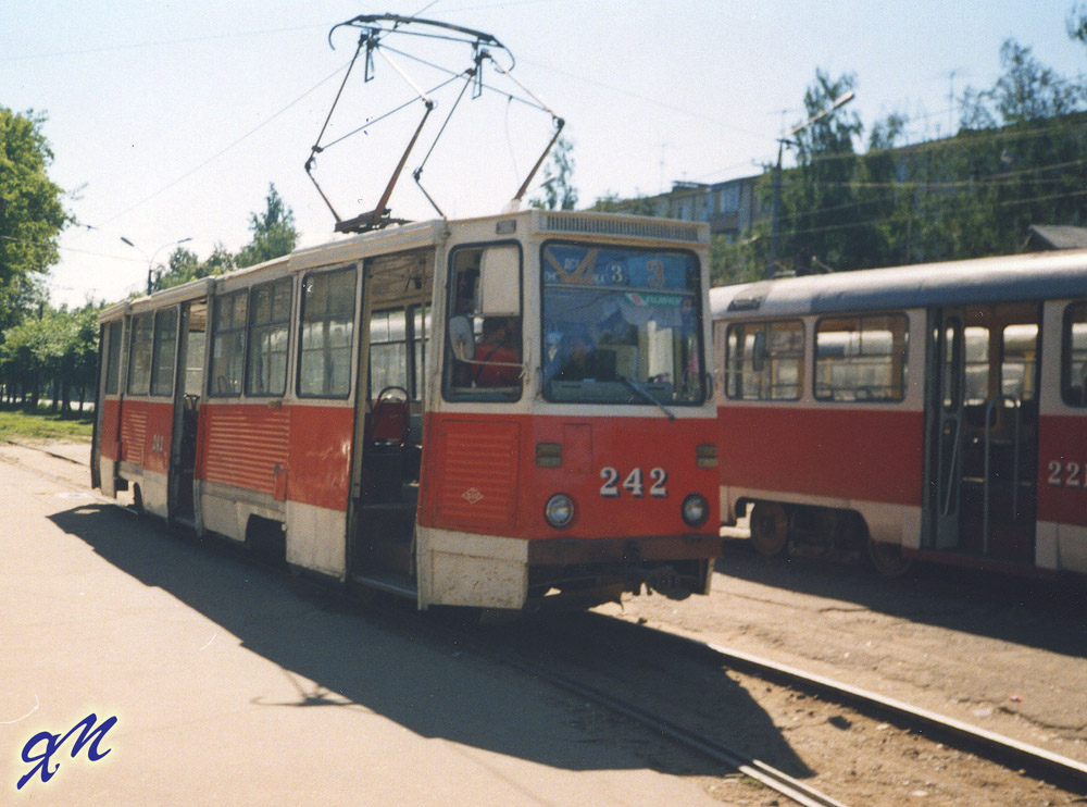Тверь, 71-605А № 242; Тверь — Тверской трамвай на рубеже XX и XXI вв. (2000 — 2001 гг.); Тверь — Трамвайные конечные станции и разворотные кольца