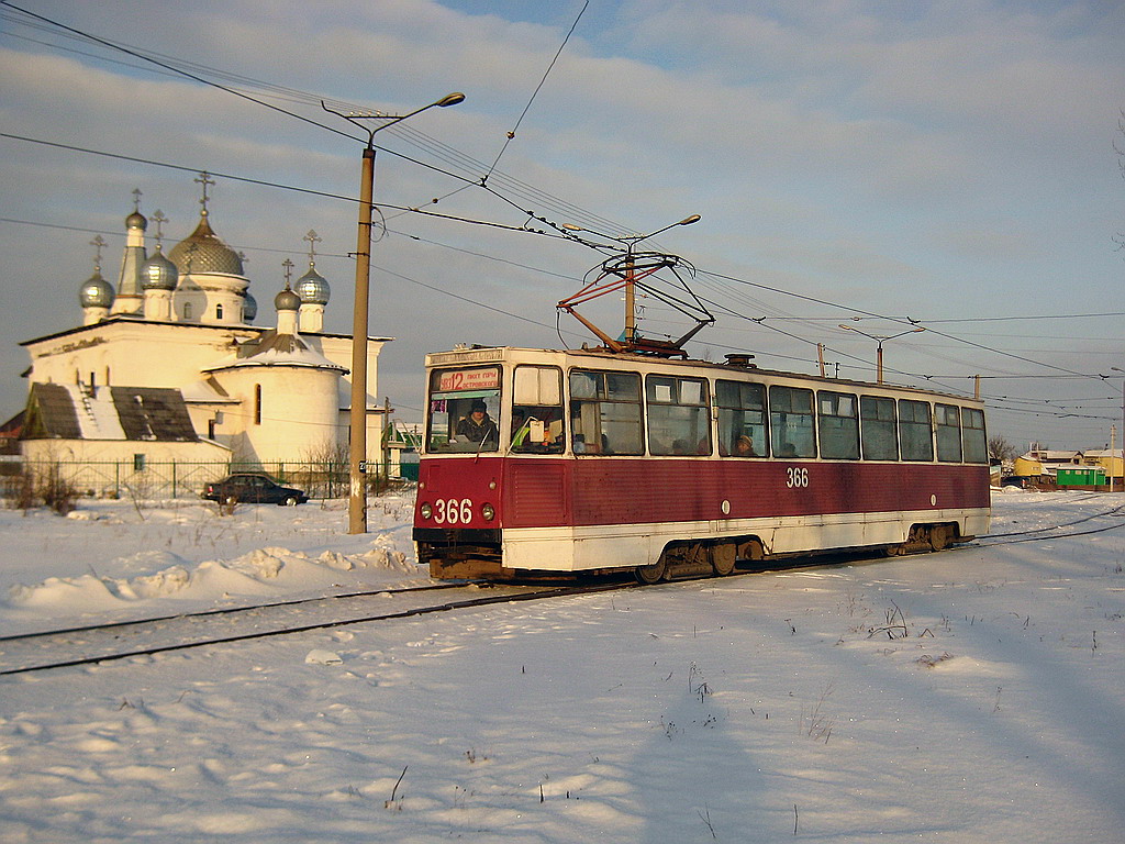 Niżny Tagił, 71-605 (KTM-5M3) Nr 366