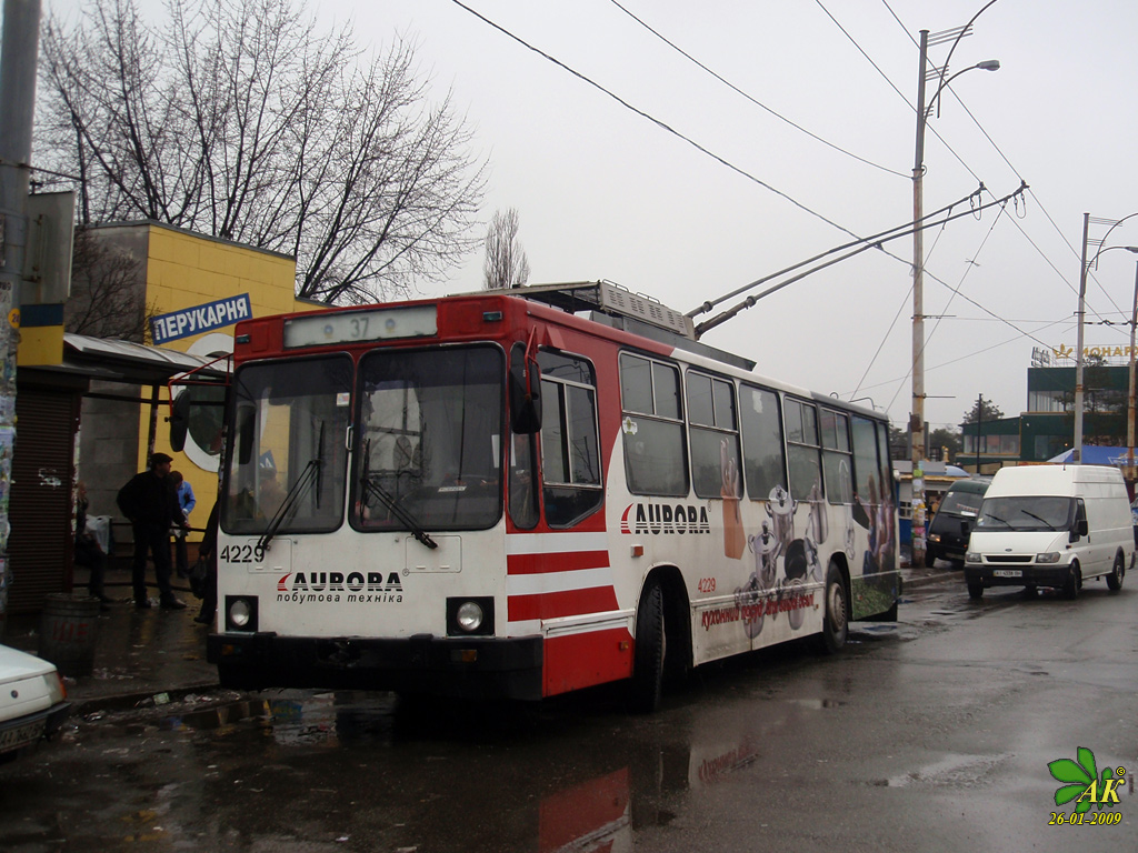 Киев, YMZ T2 № 4229
