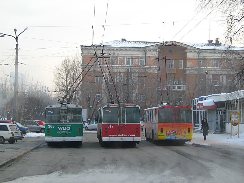 Екатеринбург, БТЗ-5201 № 368; Екатеринбург, ЗиУ-682Г [Г00] № 317; Екатеринбург, ЗиУ-682Г-016 (012) № 383; Екатеринбург — Конечные станции и разворотные кольца