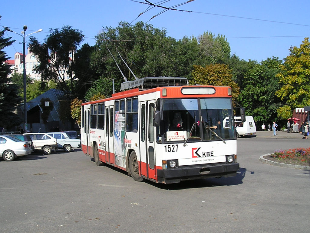 Днепр, ЮМЗ Т2 № 1527
