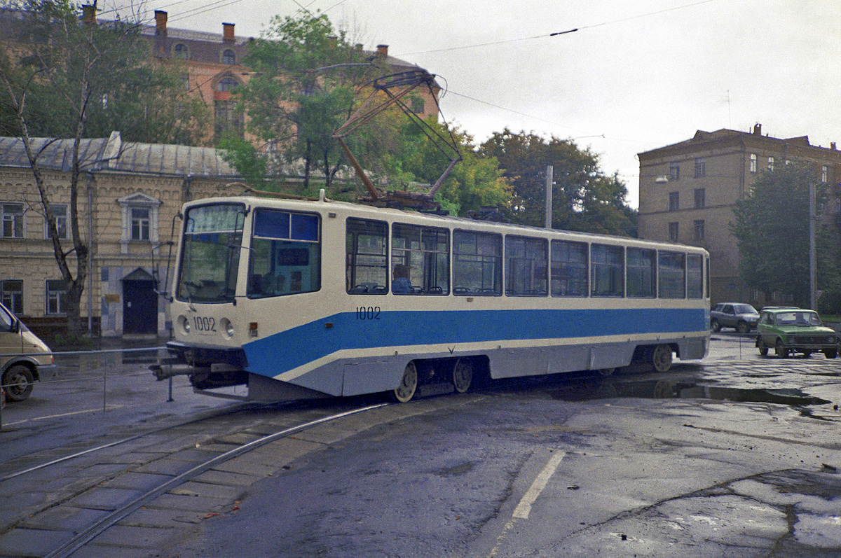 Москва, 71-608КМ № 1002