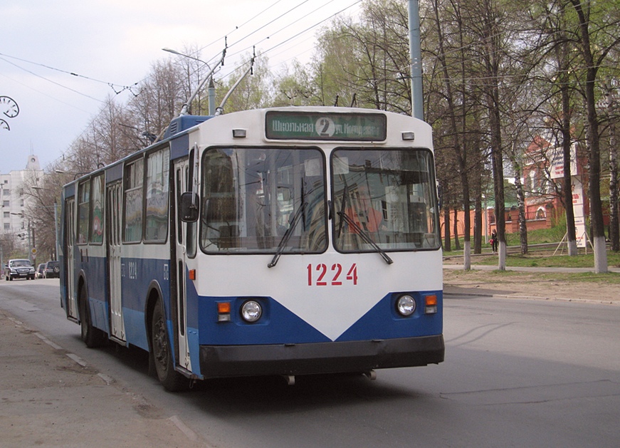 Ижевск, ЗиУ-682В № 1224