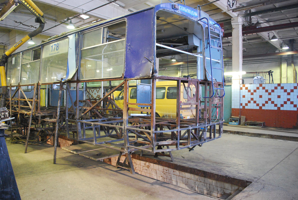 Екатеринбург, ЗиУ-682Г [Г00] № 178