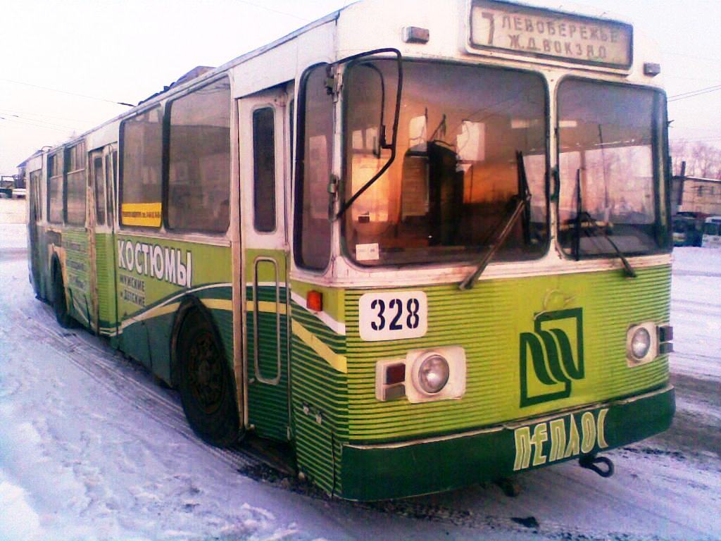 Омск, ЗиУ-682В10 № 328