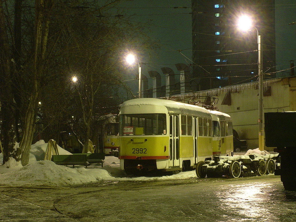 Москва, Tatra T3SU № 2992