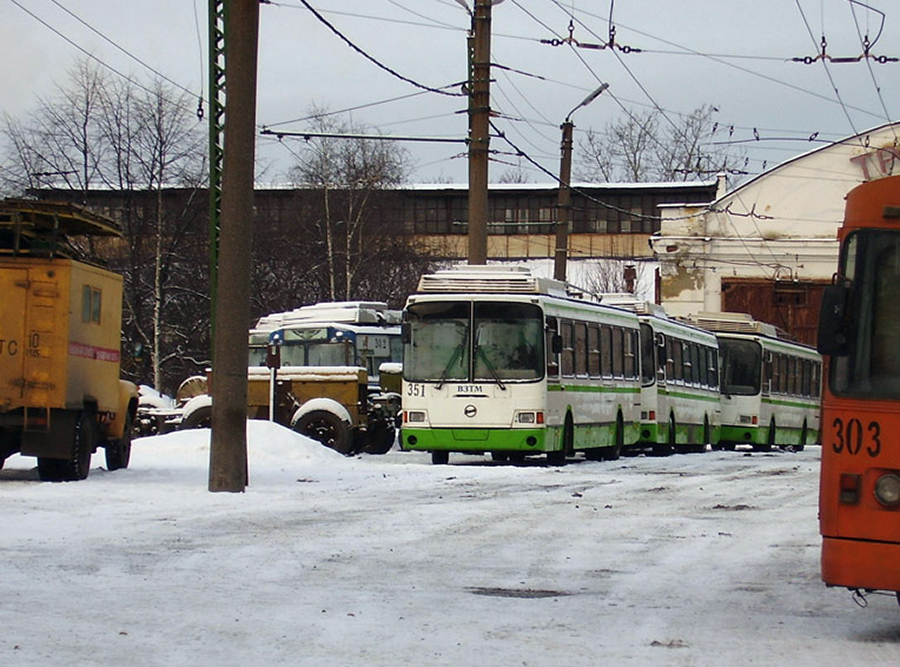 Petrozavodsk, LiAZ-5280 (VZTM) # 351