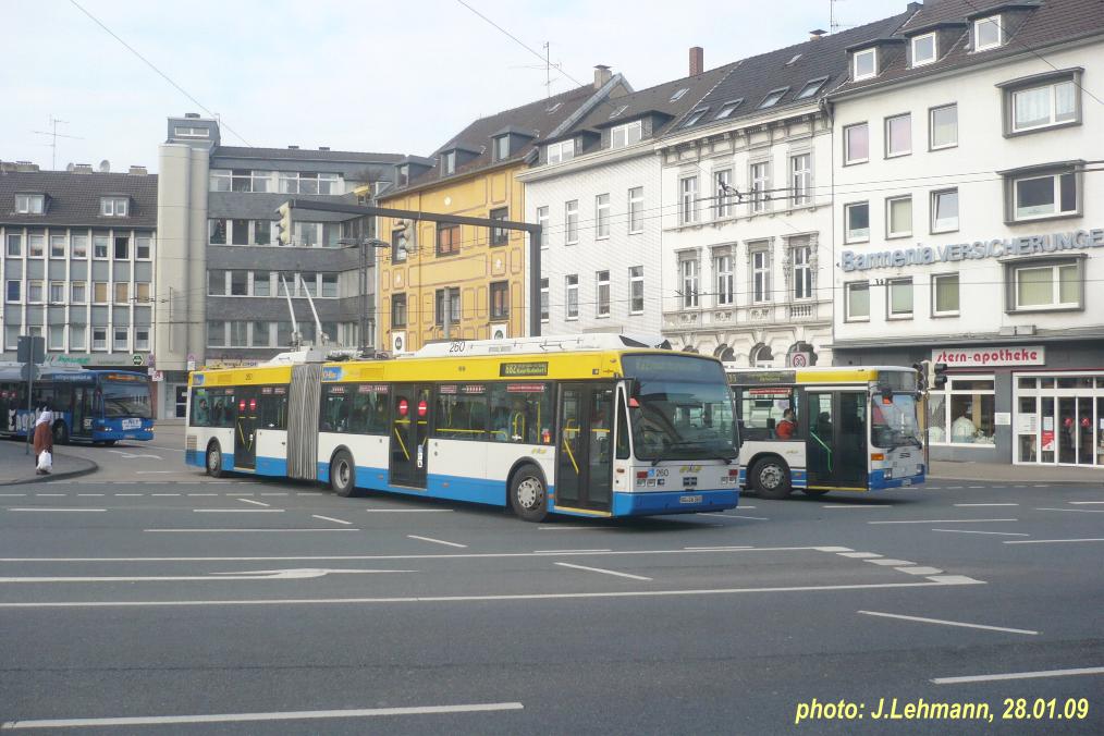 Золинген, Van Hool AG 300T № 260