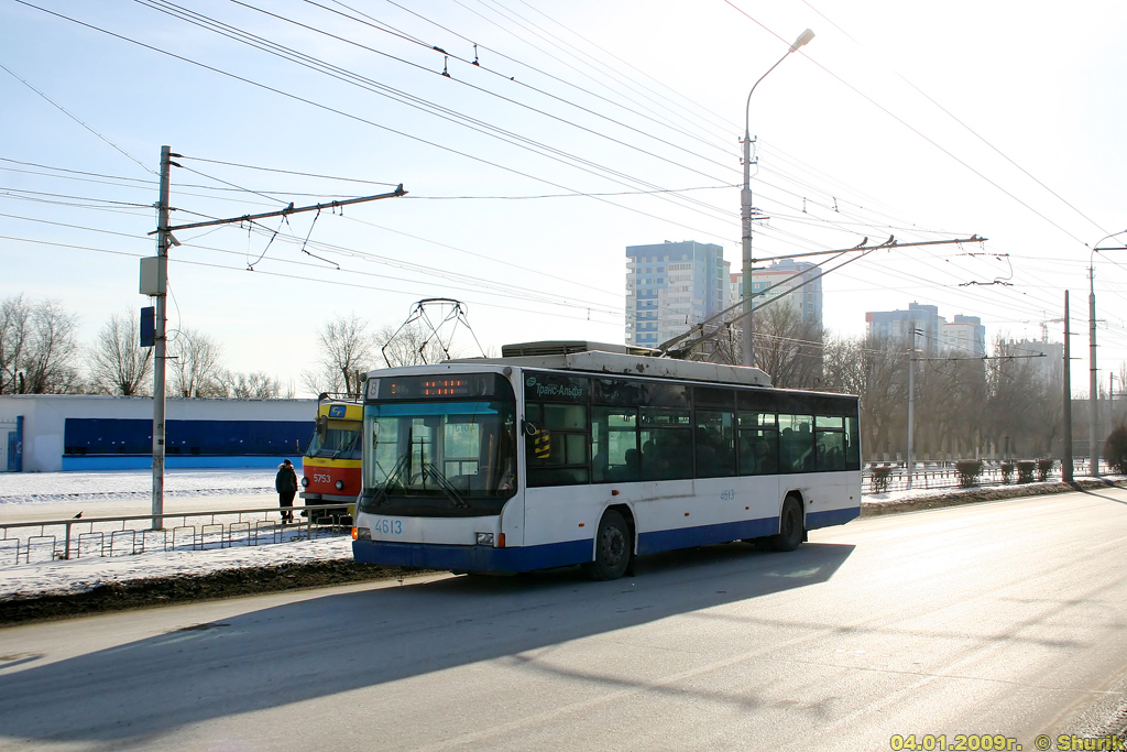 Волгоград, ВМЗ-5298.01 (ВМЗ-463) № 4613