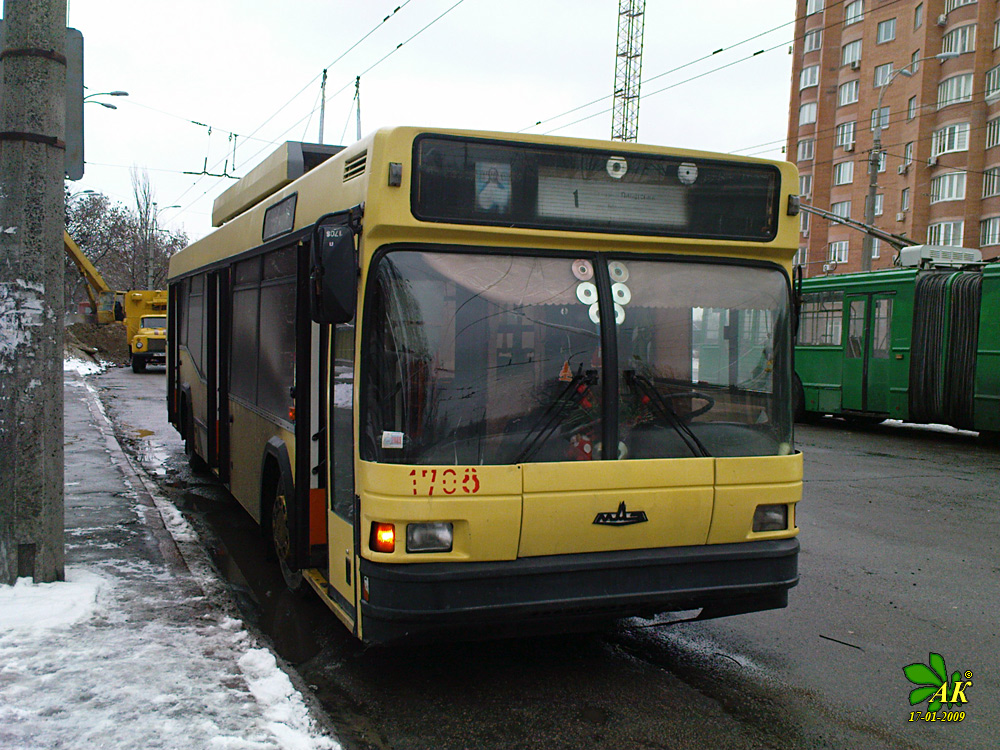 Kijevas, MAZ-103T nr. 1708