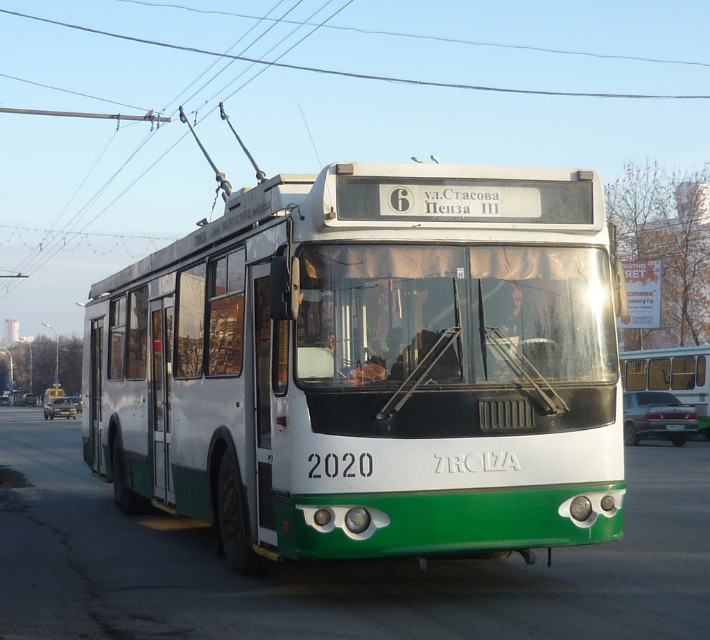 Пенза, ЗиУ-682Г-016.02 № 2020
