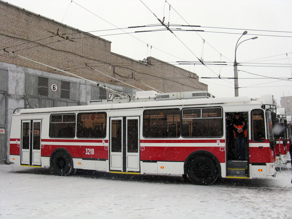 Самара, ЗиУ-682Г-016.03 № 3210; Самара — Презентация новых троллейбусов ЗиУ-682Г-016.03 и Тролза-5275.05 (5 февраля 2009 г.)