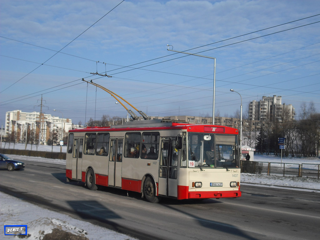 Вильнюс, Škoda 14Tr02 № 1437