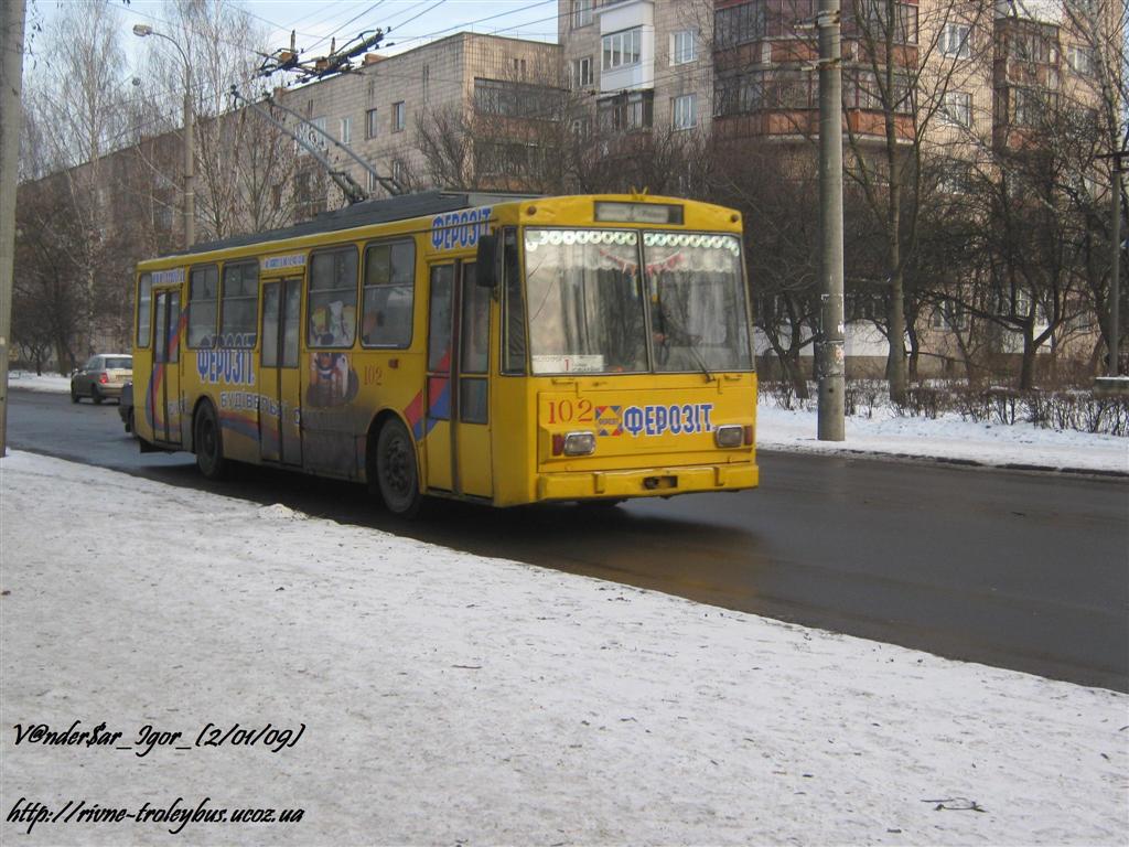 Ровно, Škoda 14Tr89/6 № 102