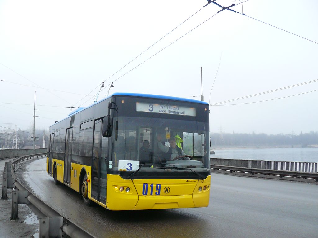 Запорожье, ЛАЗ E183D1 № 019