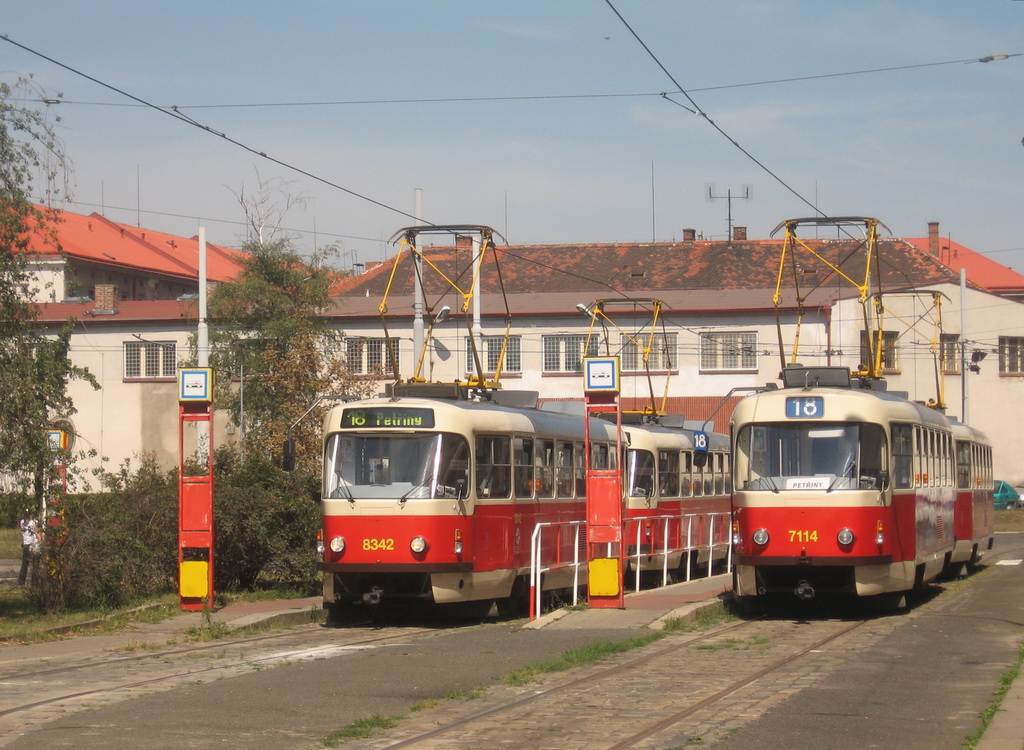 布拉格, Tatra T3SUCS # 7114; 布拉格, Tatra T3R.P # 8342; 布拉格 — Terminus stations