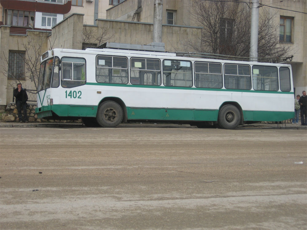 Севастополь, ЮМЗ Т2 № 1402