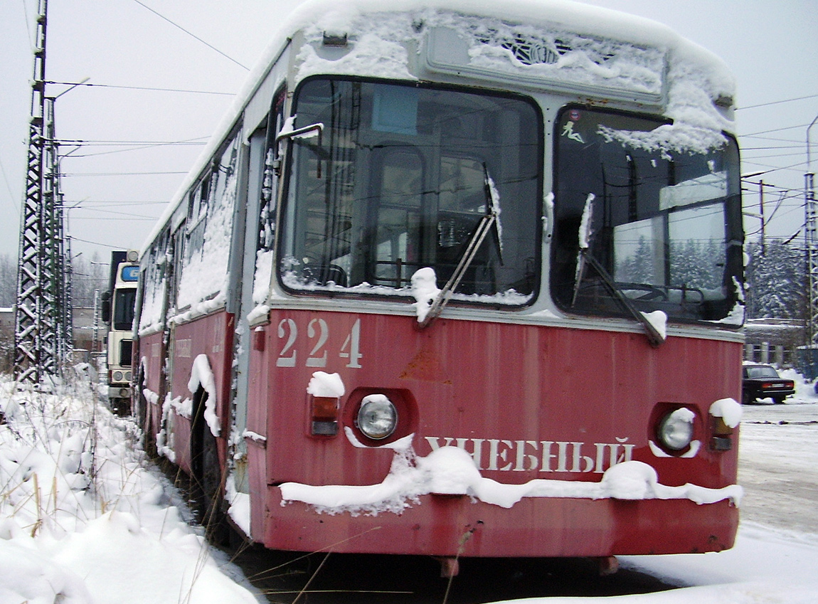 Петрозаводск, ЗиУ-682В [В00] № 224
