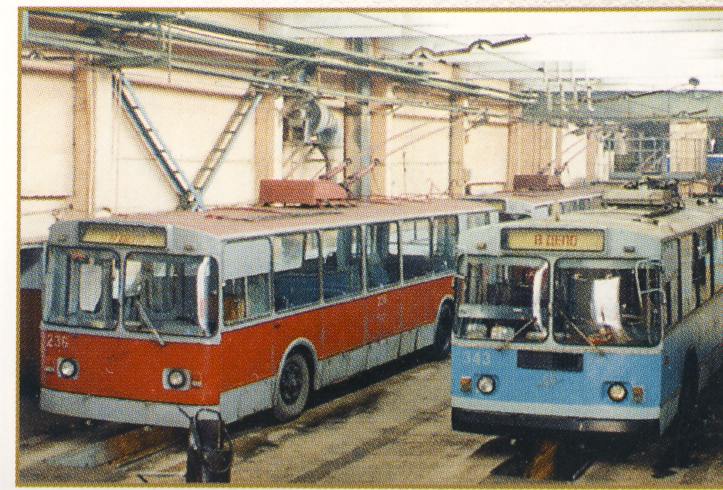 Винница, ЗиУ-682В № 236; Винница, ЗиУ-682Г [Г00] № 343; Винница — Старые фотографии; Винница — Троллейбусное депо