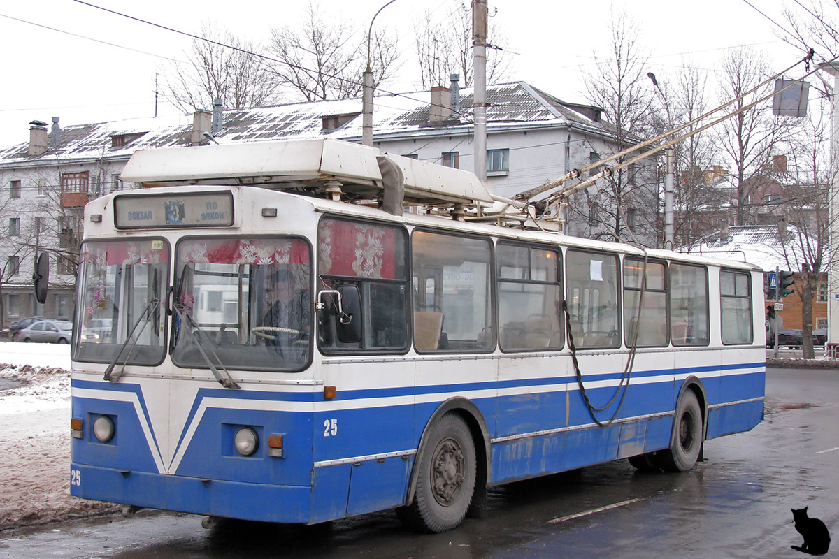 Великий Новгород, ЗиУ-682 КР Иваново № 25