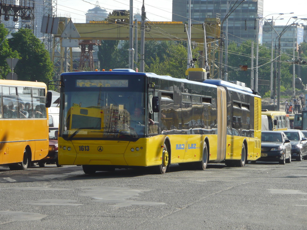 Киев, ЛАЗ E301D1 № 1613