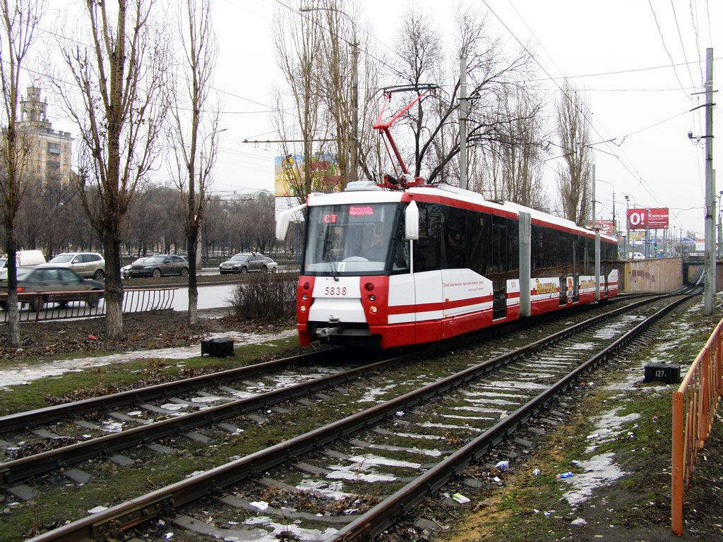 Wolgograd, 71-154 (LVS-2009) Nr. 5838; Wolgograd — Tram lines: [5] Fifth depot — Tram rapid transit