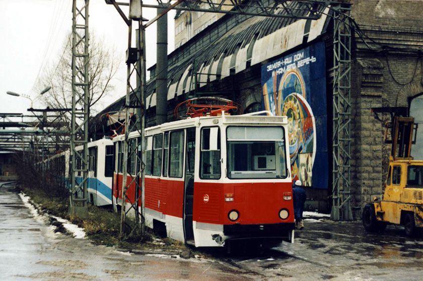 Витебск, 71-605А № 507; Усть-Катав — Новые вагоны; Усть-Катав — Усть-Катавский вагоностроительный завод