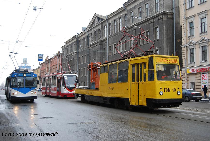 Санкт-Петербург, ВМЗ-170 № 2217; Санкт-Петербург, ЛМ-68М № ГСВ-19