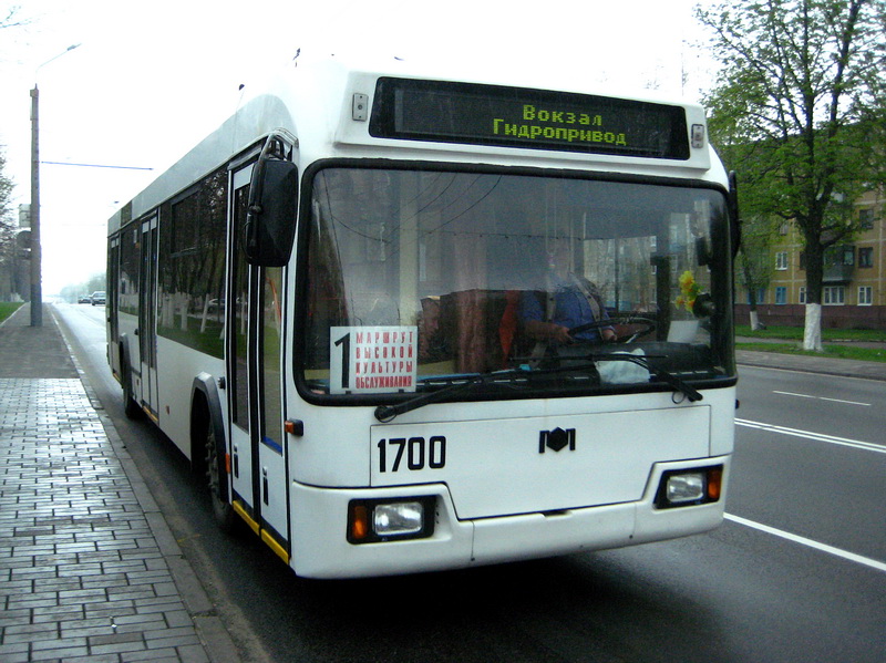 Гомель, БКМ 32102 № 1700