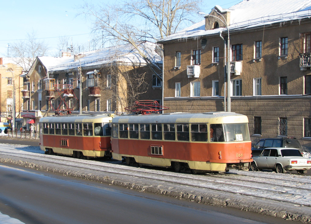 Jekatyerinburg, Tatra T3SU (2-door) — 066