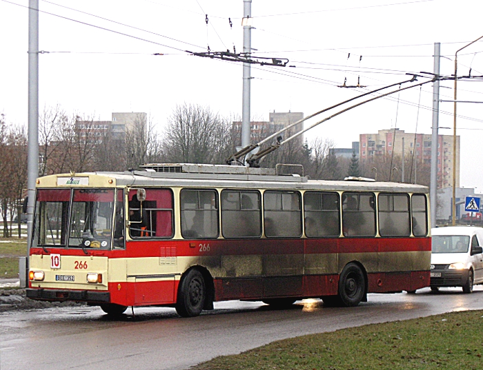 Каунас, Škoda 14Tr02/6 № 266