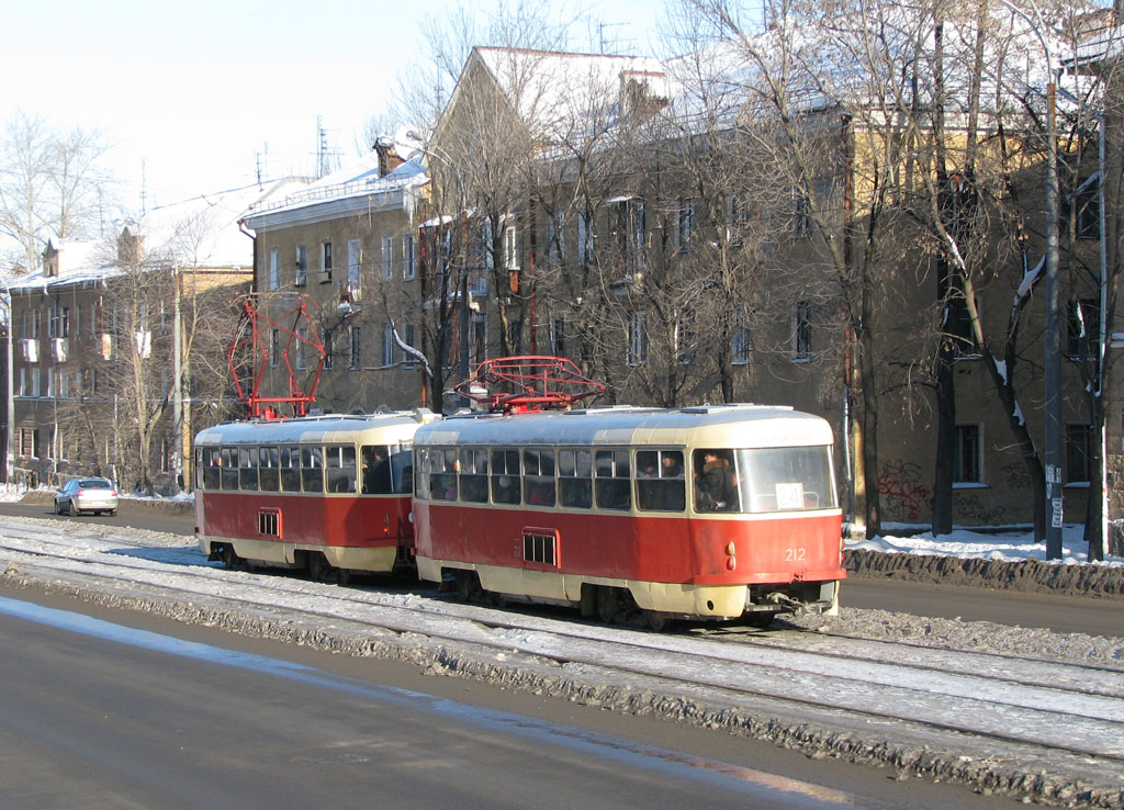 Yekaterinburg, Tatra T3SU # 212