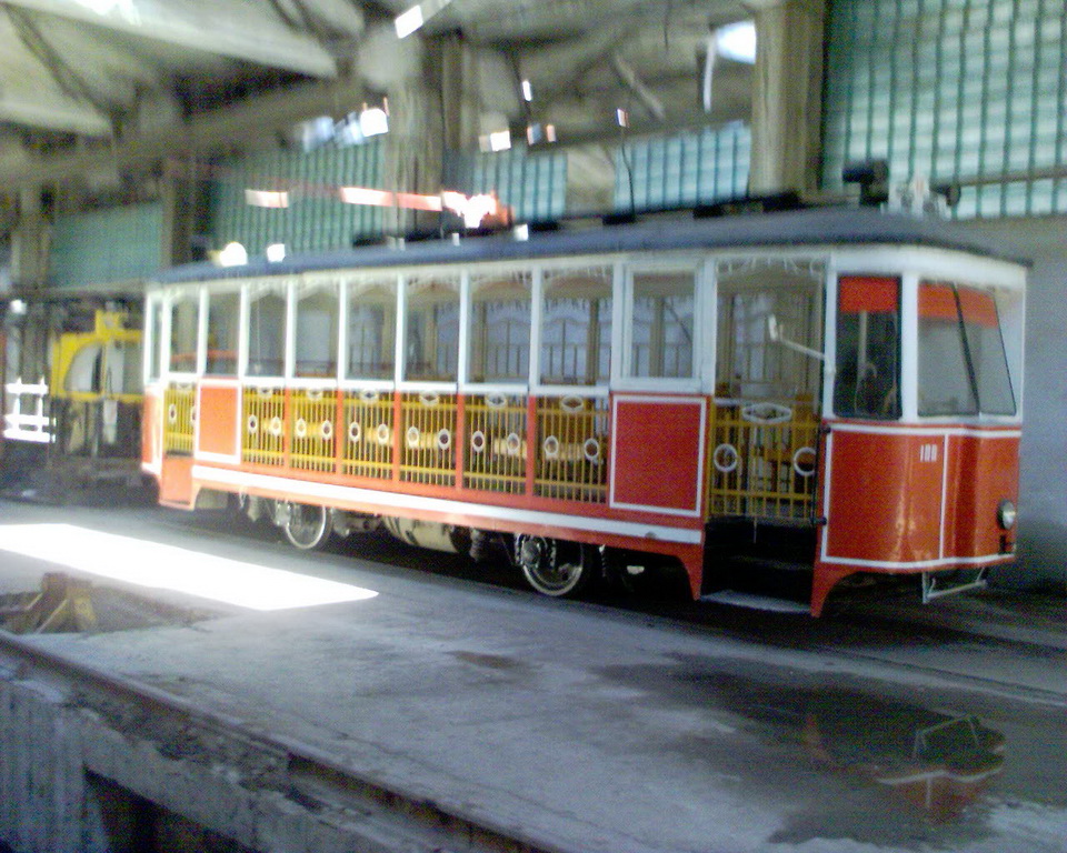 Tbilisi, KTM-2 č. 100