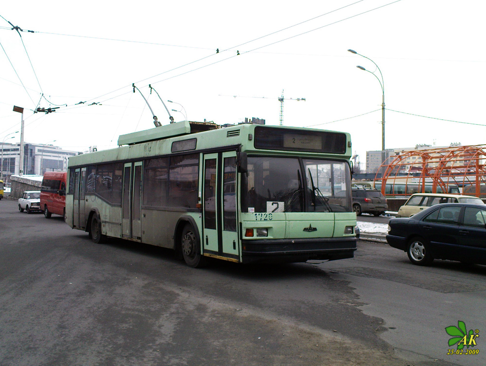 基辅, MAZ-103T # 1720