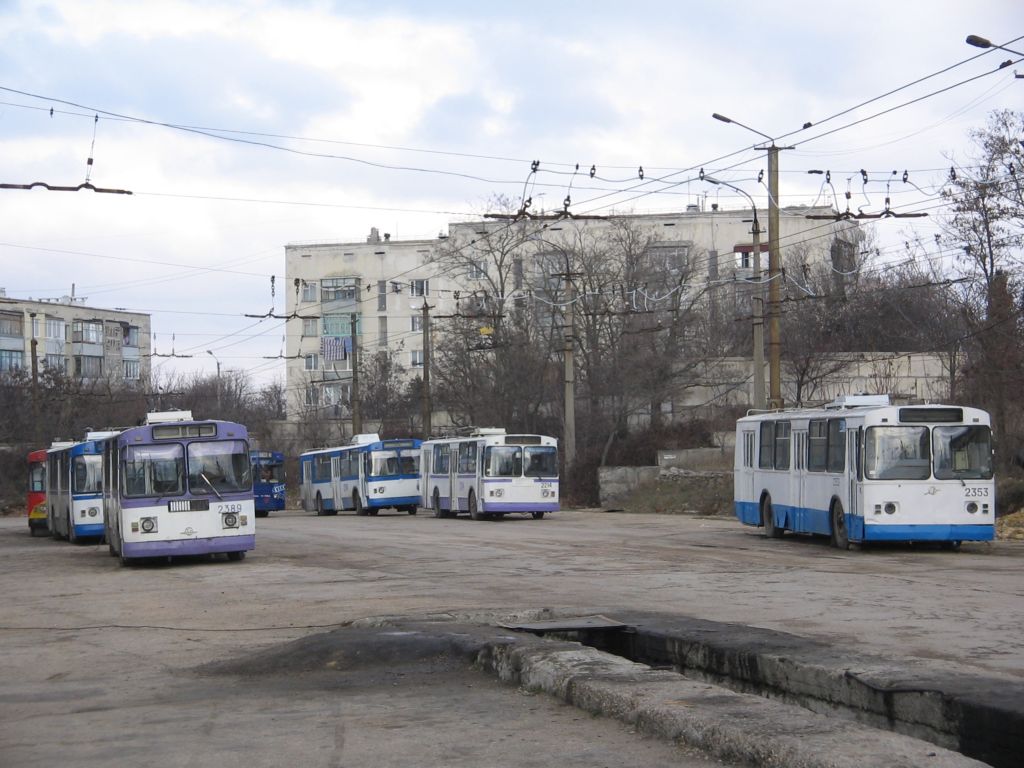 Севастополь, ЗиУ-682Г [Г00] № 2389; Севастополь, ЗиУ-682В-012 [В0А] № 2353; Севастополь — Разные фотографии
