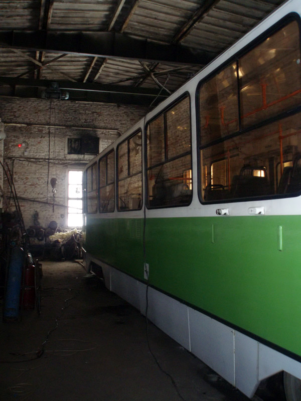 Volchansk, 71-402 # 2; Volchansk — Tram depot & Volchanka terminal