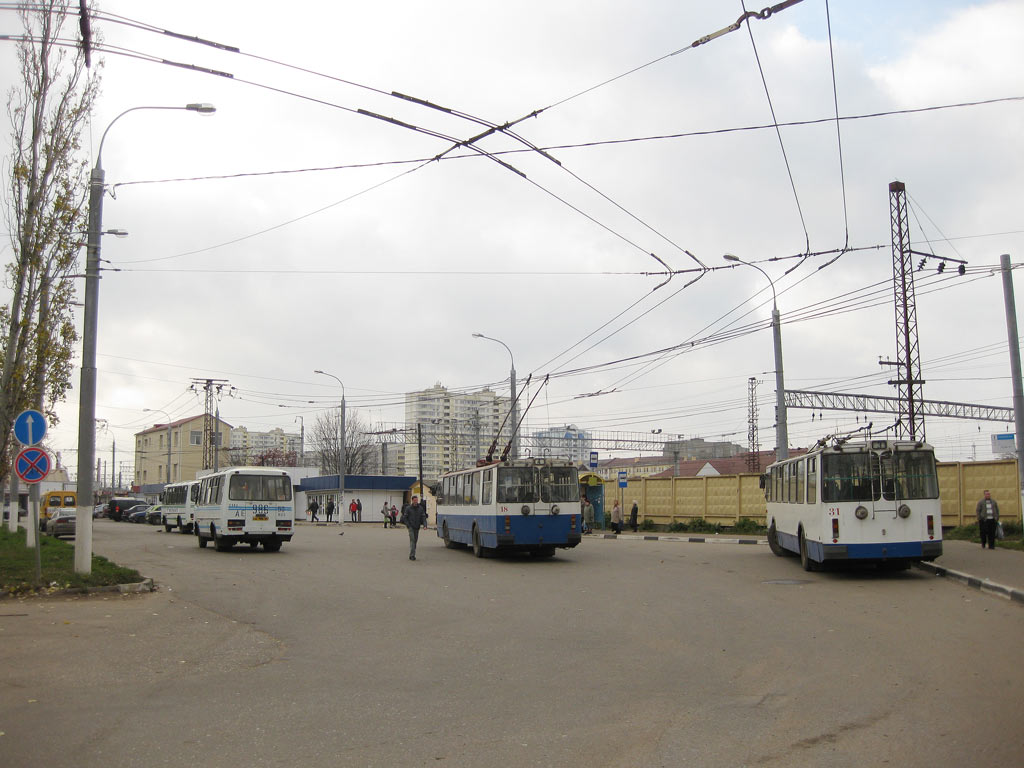 Подольск, ЗиУ-682Г-018 [Г0Р] № 18; Подольск, ЗиУ-682Г-016  [Г0М] № 31