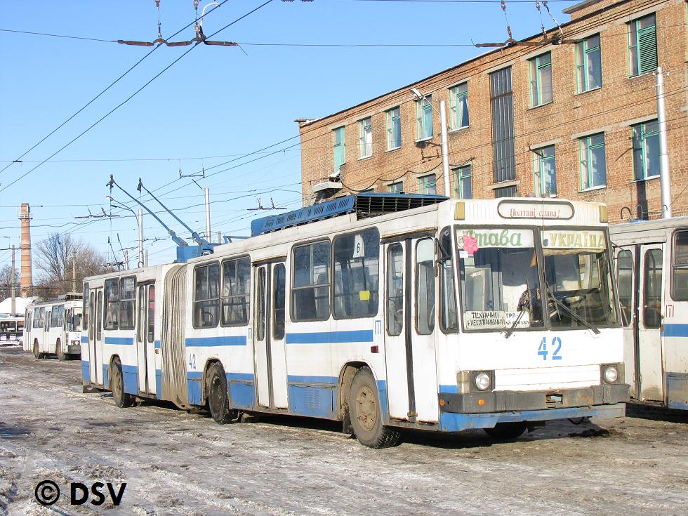 Полтава, ЮМЗ Т1 № 42
