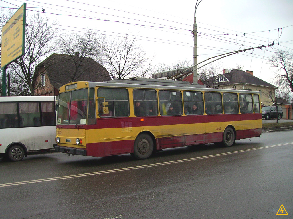 Киев, Škoda 14Tr89/6 № 2032