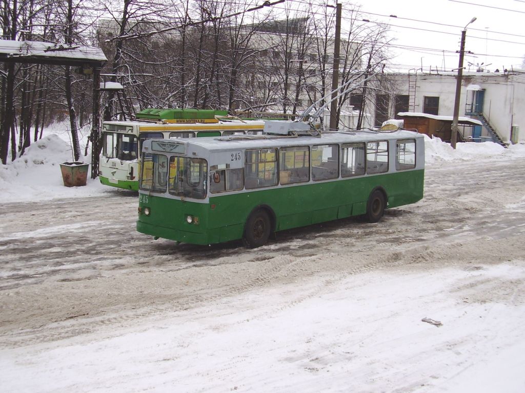 Петрозаводск, ЗиУ-682В [В00] № 245