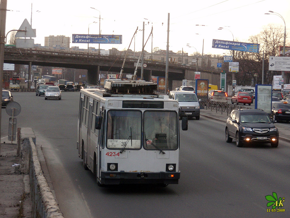 Киев, ЮМЗ Т2 № 4234