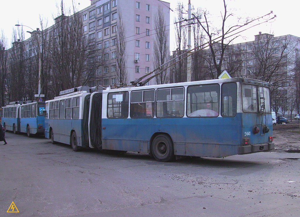 Киев, ЮМЗ Т1 № 2441